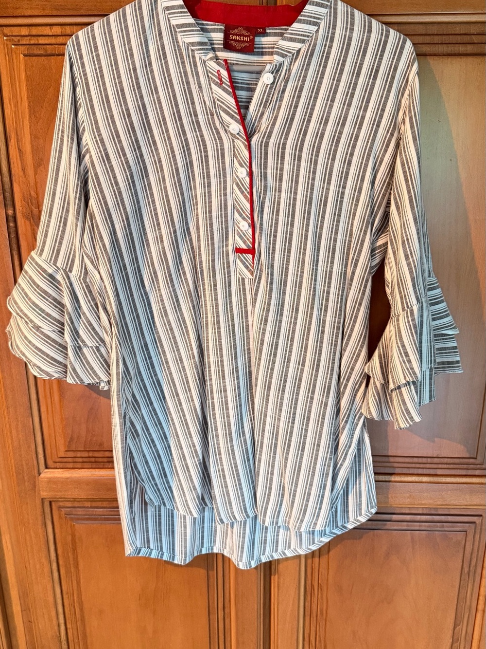 Sakshi Striped Ruffle-Sleeve Women’s Top - White & Gray